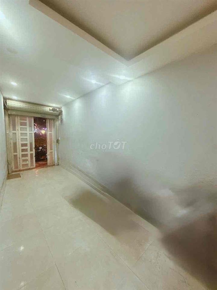 Phòng trọ 20m2 chính chủ 899 Hoàng Sa, Phường 11 Quận 3
