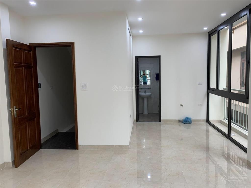 Cho thuê tầng 2 căn hộ 2 mặt tiền phòng studio cách đường trường chinh 200m ngõ thoáng