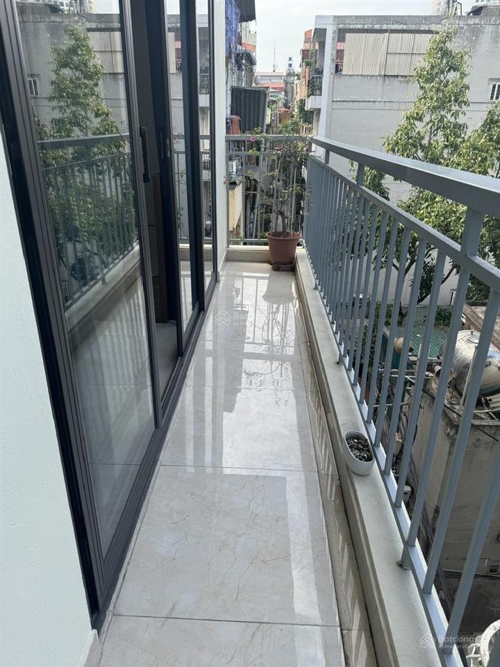 Cho thuê tầng 2 căn hộ 2 mặt tiền phòng studio cách đường trường chinh 200m ngõ thoáng