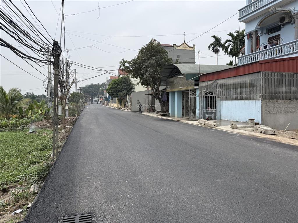 178.5m2 đất chiều đông mặt đường 10m áp phan  nghĩa trụ full tiện ích