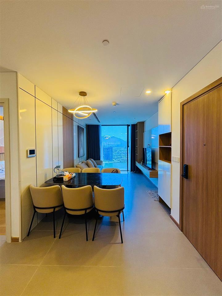 Căn góc 2pn  69m² trực diện sông hàn  full nội thất  sẵn sổ hồng