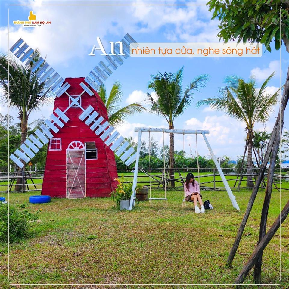 Chủ định cư sang mỹ, cần bán nhà 3 tầng 240m2 sàn cạnh hồ bơi sát sông hội an