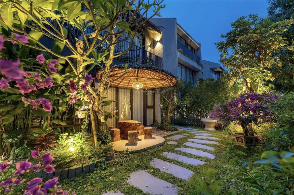 Villa hội an  view sông  cạnh rừng dừa bảy mẫu  9,3 tỷ