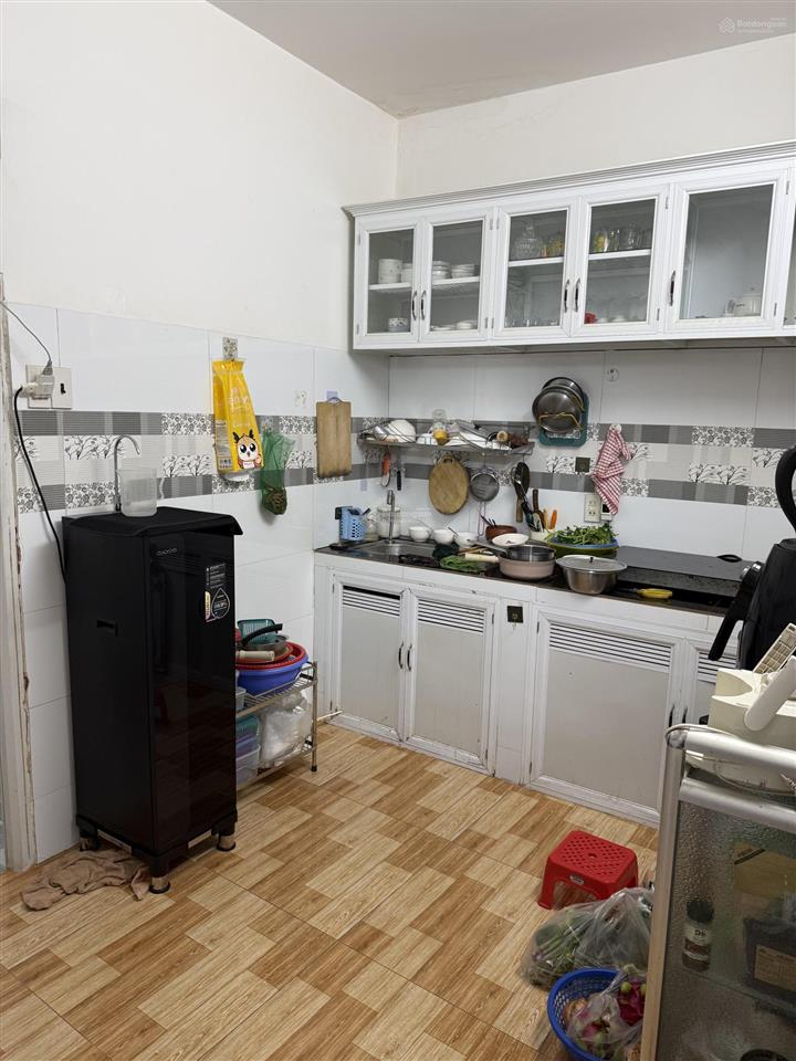 Bán nhà 2 tầng trung tâm nha trang cách biển chỉ 500m