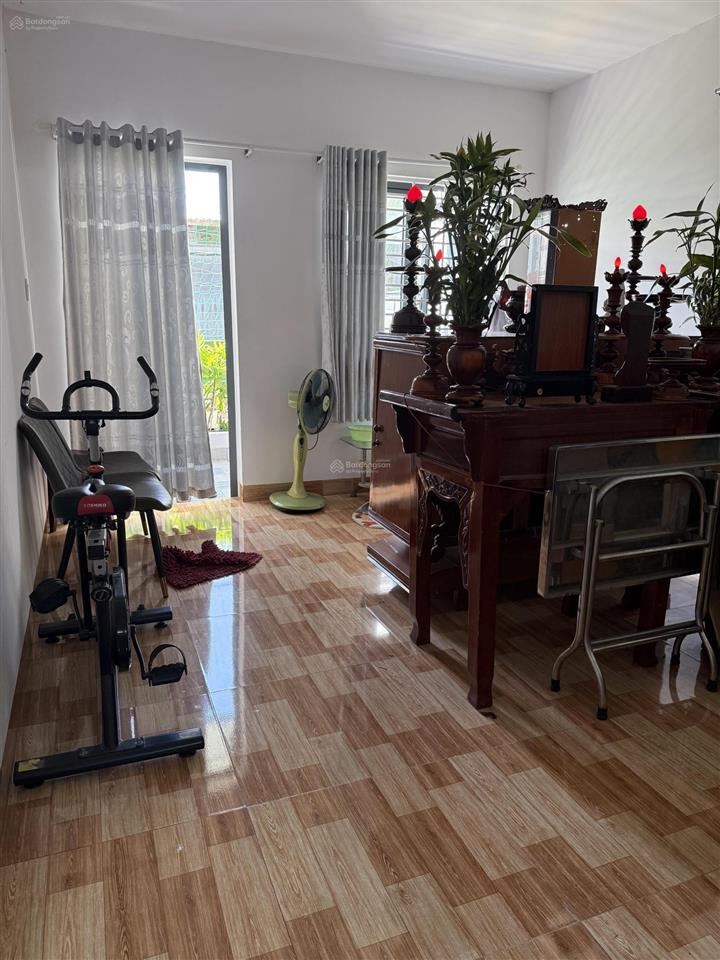 Bán nhà 2 tầng trung tâm nha trang cách biển chỉ 500m