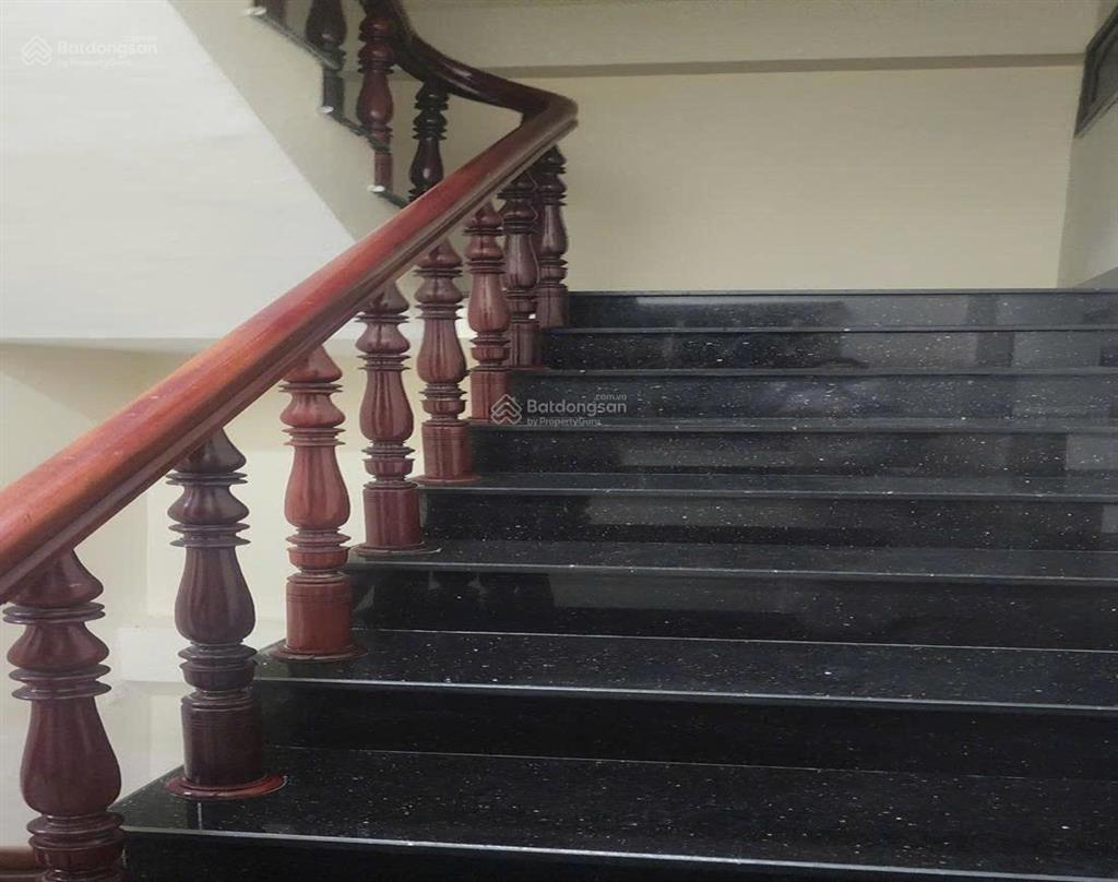 Giá đầu tư nhà phố ngay mt nguyễn thái bình  phường tân sơn nhất  q.tân bình