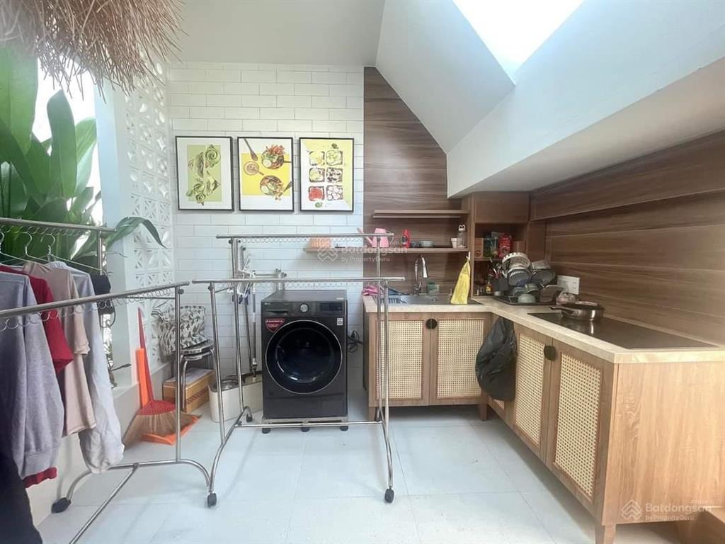 Nhà đẹp thích quảng đức hxh 3/, công viên nội khu, 3,5l, ngang 4m, gấp bán.  a khải 0961 707 ***