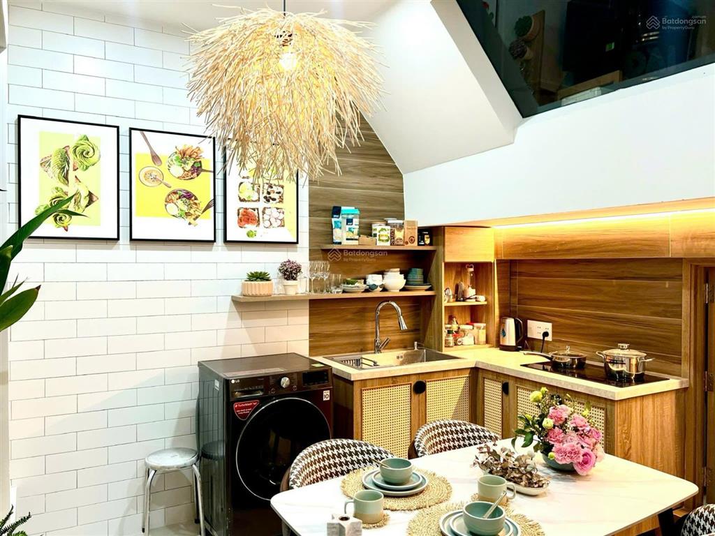 Nhà đẹp thích quảng đức hxh 3/, công viên nội khu, 3,5l, ngang 4m, gấp bán.  a khải 0961 707 ***