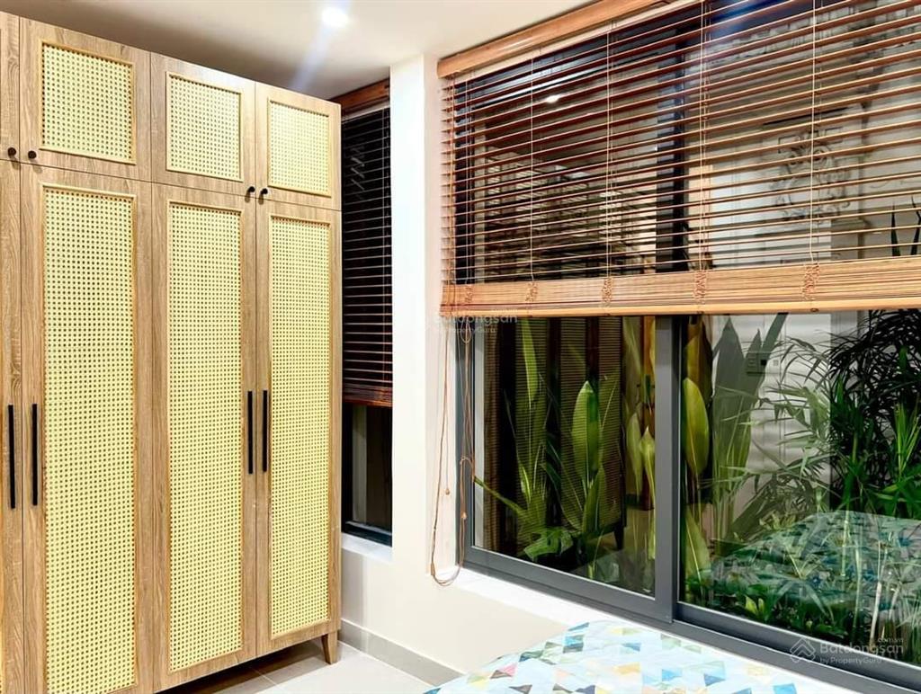 Nhà đẹp thích quảng đức hxh 3/, công viên nội khu, 3,5l, ngang 4m, gấp bán.  a khải 0961 707 ***