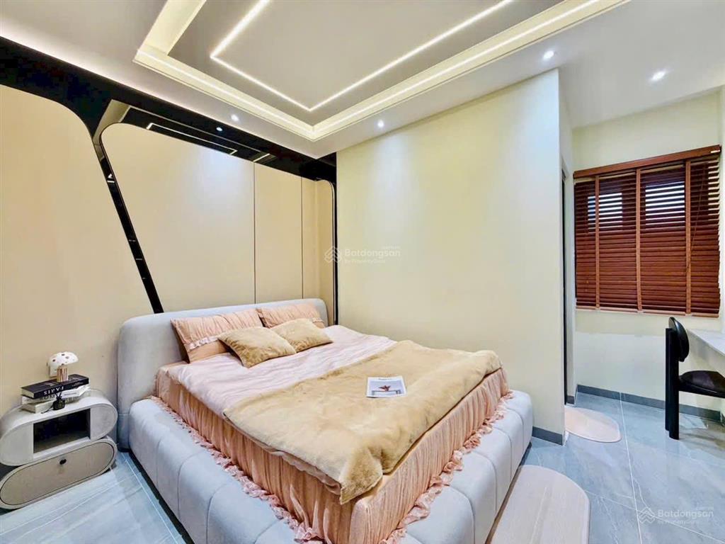 Bán siêu phẩm nhà phố khu đồng bộ có thang máy đường trần thị trọng, phường 15, quận tân bình
