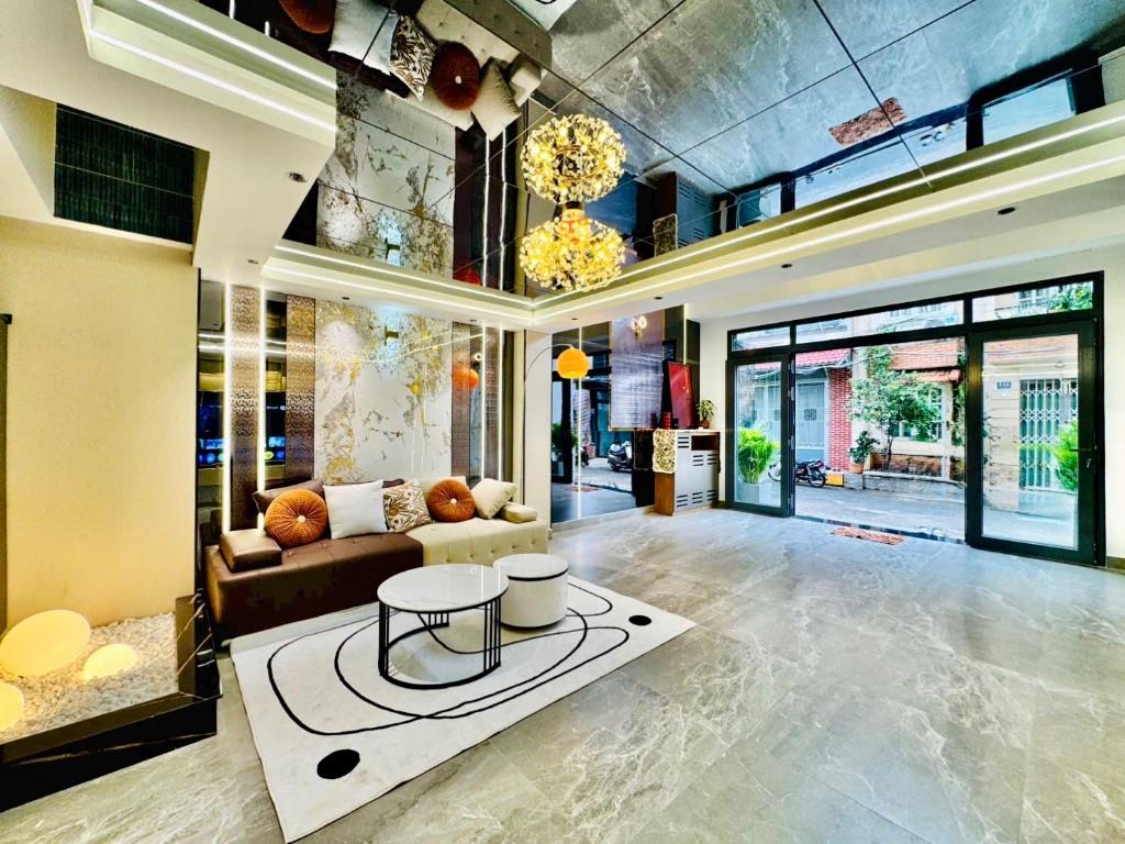 Bán Siêu Phẩm Nhà Phố Có Thang Máy Đường Nguyễn Văn Lượng, Phường 17, Quận Gò vấp 