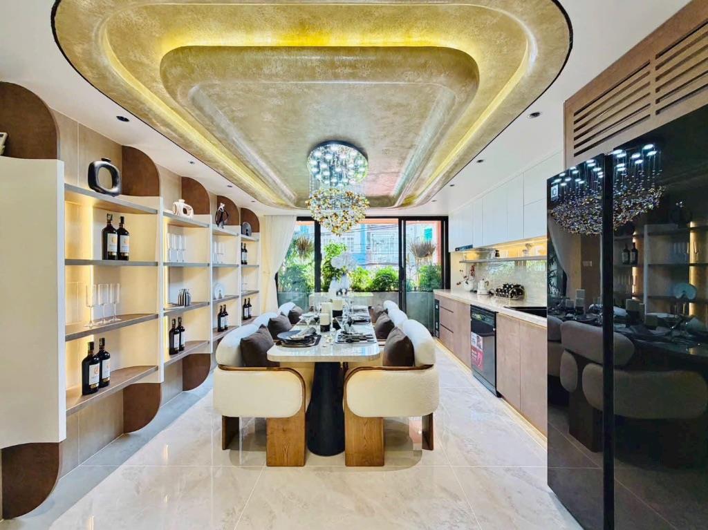 Bán Nhà mặt Tiền Xây Dựng Mới Có Thang Máy Đường Nguyễn Duy Cung, Phường 12, Quận Gò Vấp 