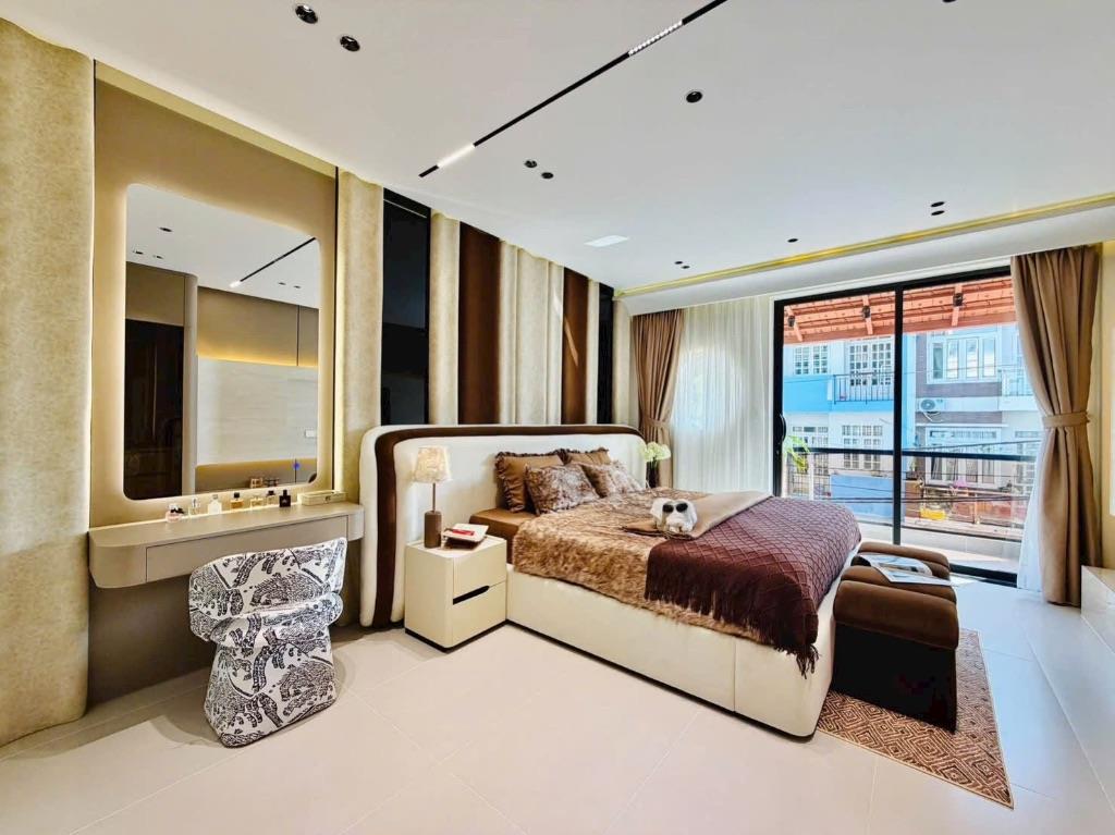 Bán Nhà mặt Tiền Xây Dựng Mới Có Thang Máy Đường Nguyễn Duy Cung, Phường 12, Quận Gò Vấp 