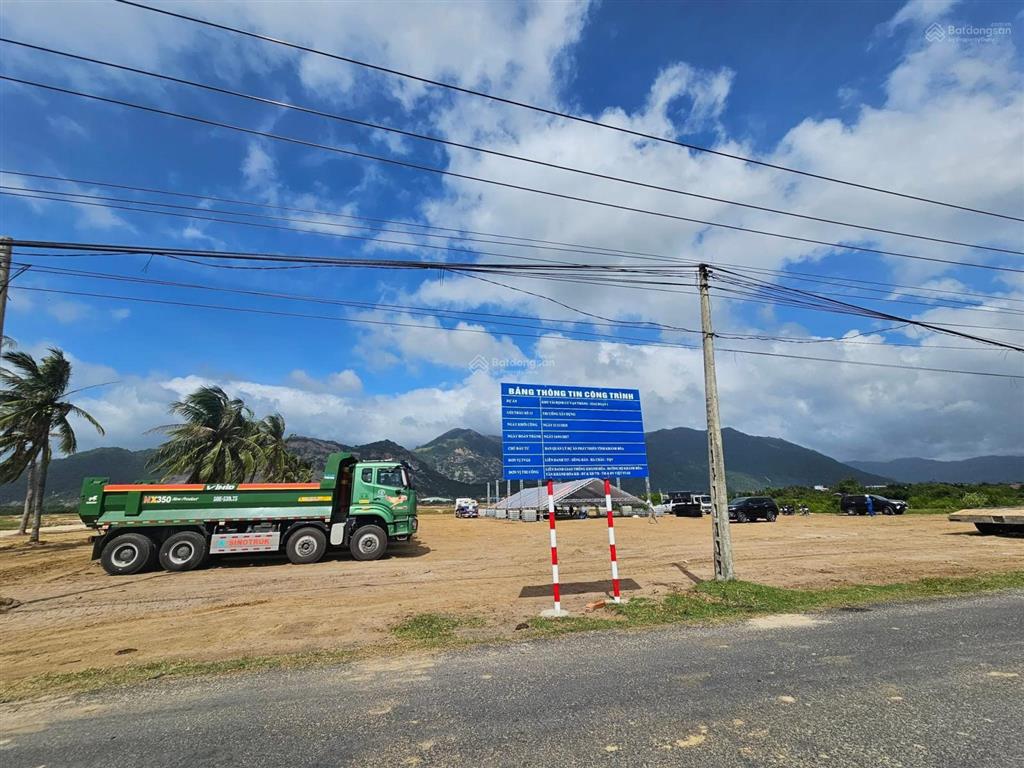 Cần bán quỹ đất ở làm kho bãi 1,5ha liền kề sân bay quốc tế vân phong  kết nối cao tốc vân phong