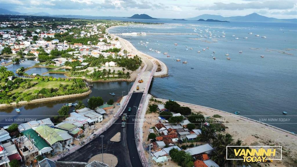 Cần bán quỹ đất ở làm kho bãi 1,5ha liền kề sân bay quốc tế vân phong  kết nối cao tốc vân phong