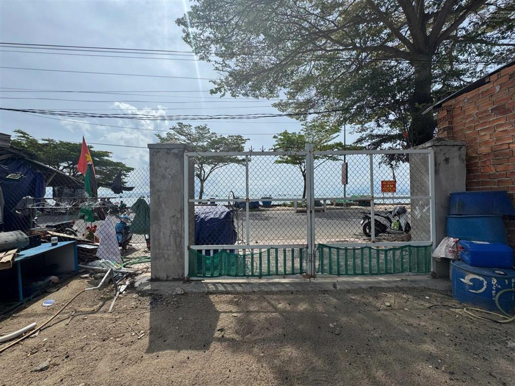 Rẻ nhất bán đất biệt thự mặt biển nha trang đối diện đảo bãi tre nha trang chỉ hơn 10,5 tỷ/178.8m2