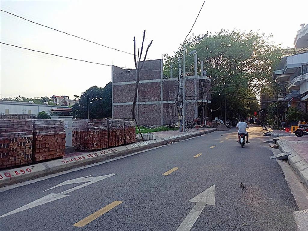💋💋Rẻ nhất tái định cư Cây Đa - 66m - Ngang 4.4m - trục thông Văn Cao
