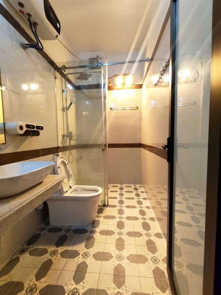 💋💋Bán nhà Vạn Mỹ - Ngô Quyền - 74m 4 tầng - Độc lập sân cổng riêng