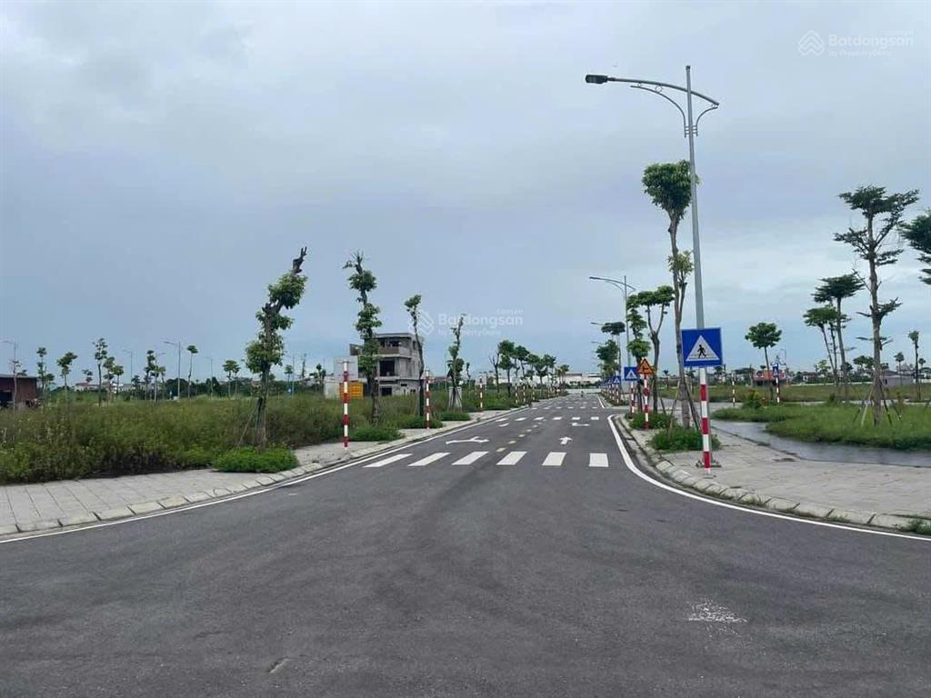 Bán đất lk 17 tây bắc lễ pháp, tiên dương, đông anh, dt 115,5m2, mặt đường 25m giá 19x tr/m2