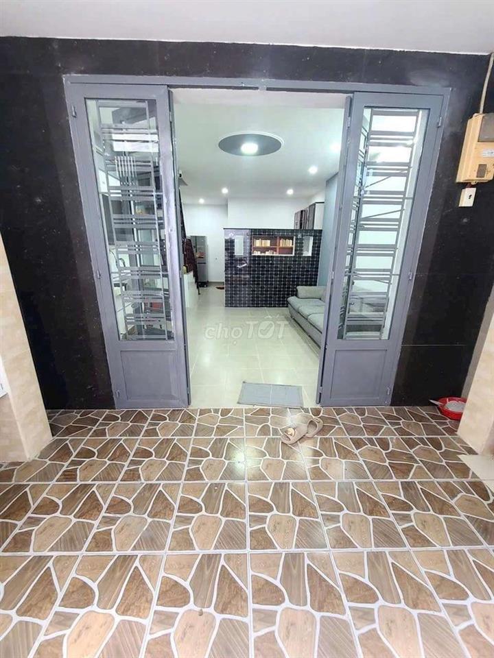 Nhà 4x10m lầu 2pn 2Wc. Quang Trung p10 Gò Vấp. Gần ngã 5