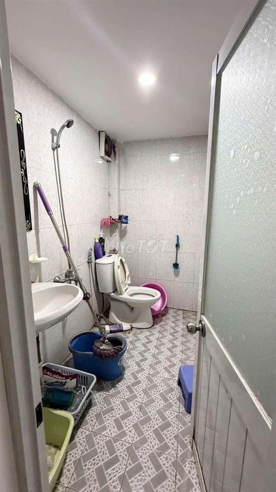 Nhà 4x10m lầu 2pn 2Wc. Quang Trung p10 Gò Vấp. Gần ngã 5