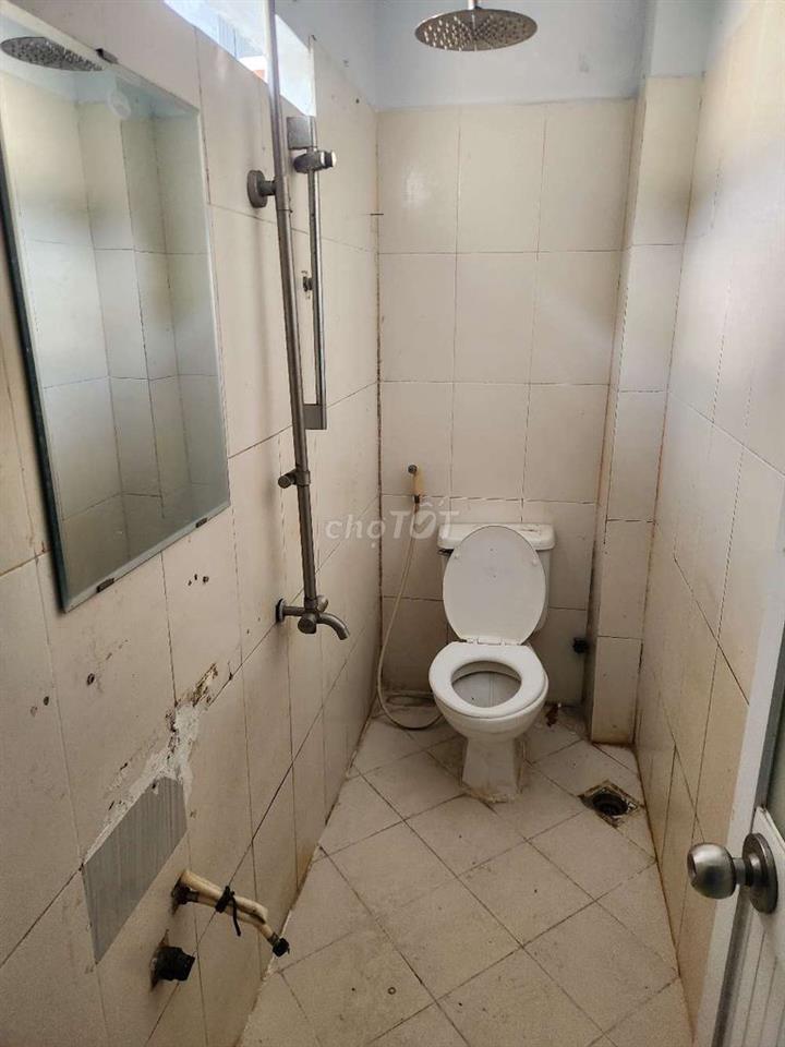 Nhà 8x4m lầu 1pn 2Wc. Đối diện EMART phan Huy Ích p12 Gò Vấp