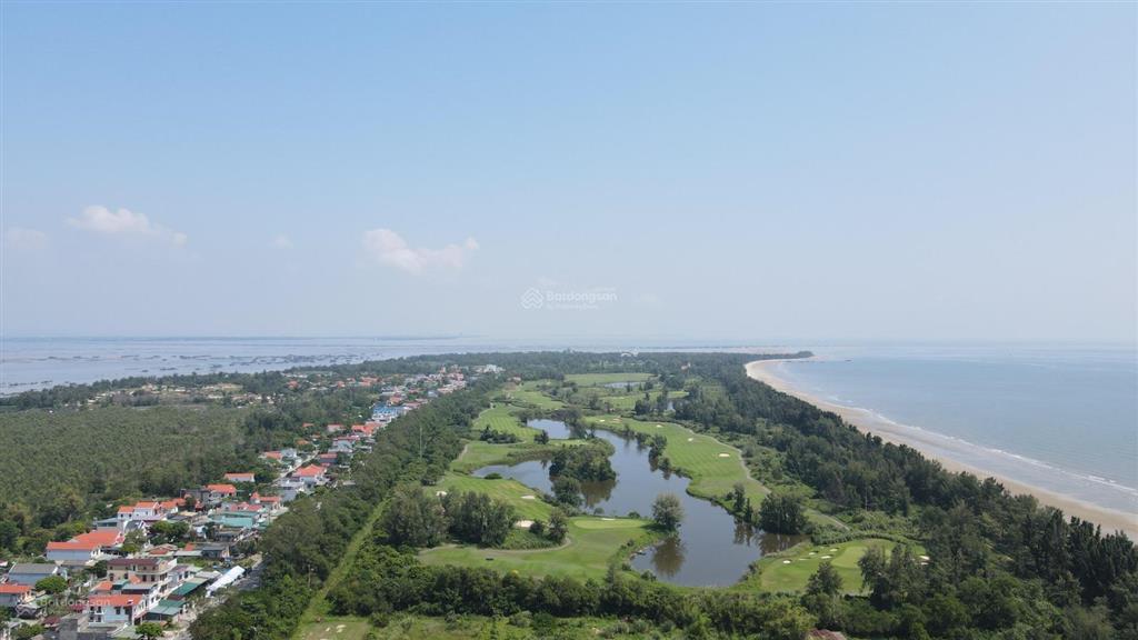 Bán lô đất 200m2 view biển trà cổ mặt tiền 5m, đối diện khách sạn khe tràm vị trí đắc địa