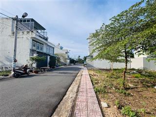 2.95 tỷ đất ở hẻm xe hơi gần đh luật cs3 long phước