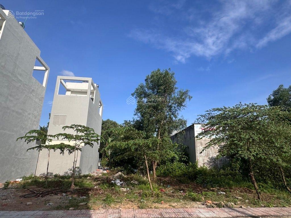 2.95 tỷ đất ở hẻm xe hơi gần đh luật cs3 long phước