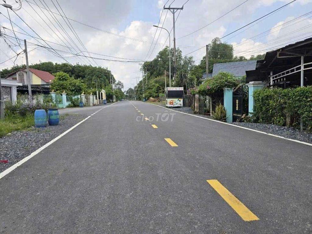 Bán Đất mặt tiền 