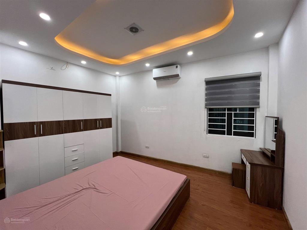 Bán nhà tứ hiệp gần chung cư iec dt45m*4 tầng* giá 6.5 tỷ. nhà đẹp cách phố 30m