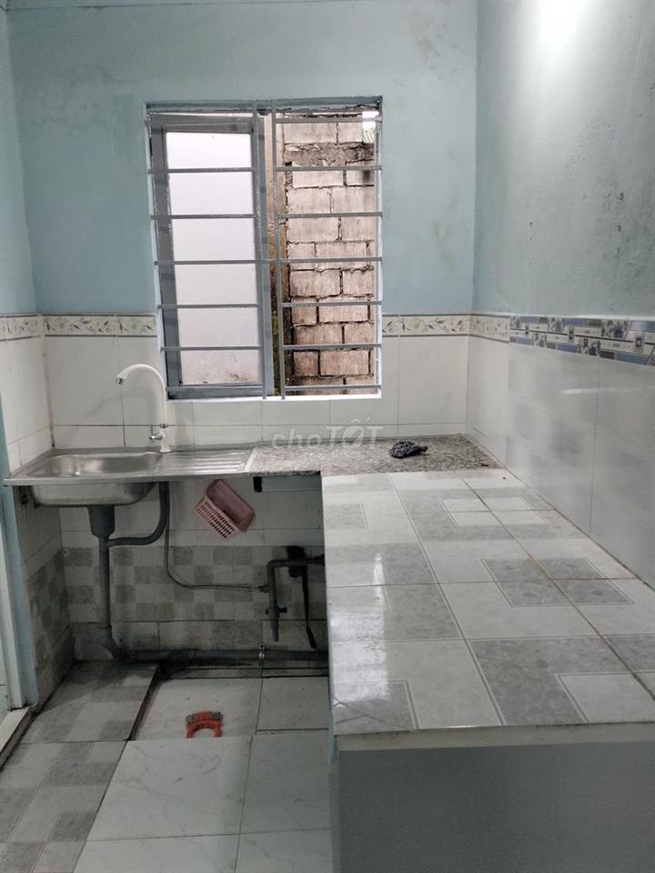 NHÀ TRỌ GẦN NHÀ THỜ LÁI THIÊU THOÁNG MÁT SẠCH SẼ