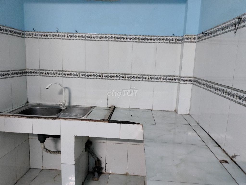 PHÒNG TRỌ CHO THUÊ GẦN NGÃ TƯ CÂY ME THOÁNG MÁT SẠCH SẼ