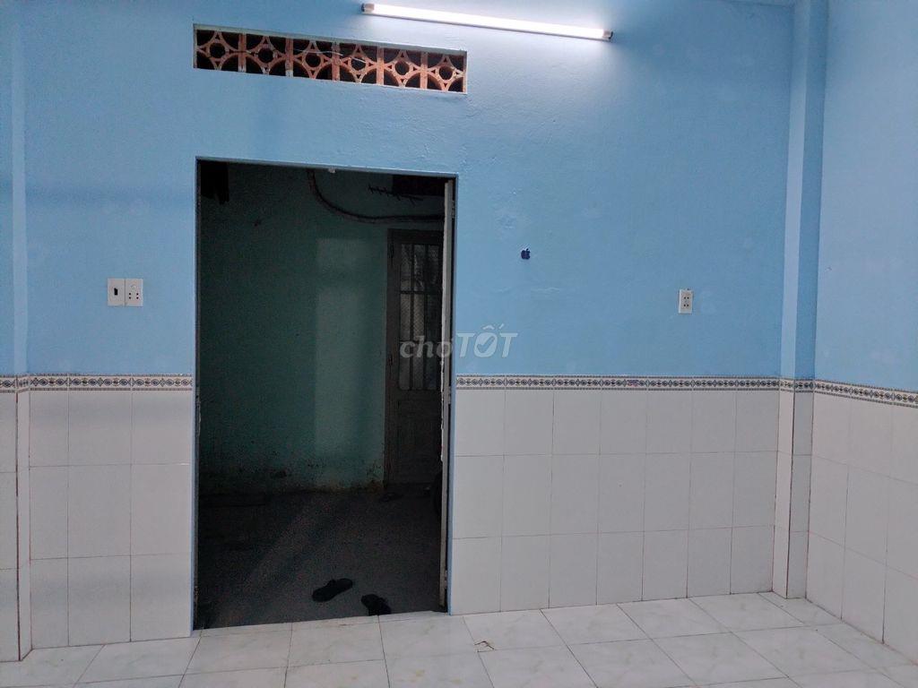PHÒNG TRỌ CHO THUÊ GẦN NGÃ TƯ CÂY ME THOÁNG MÁT SẠCH SẼ