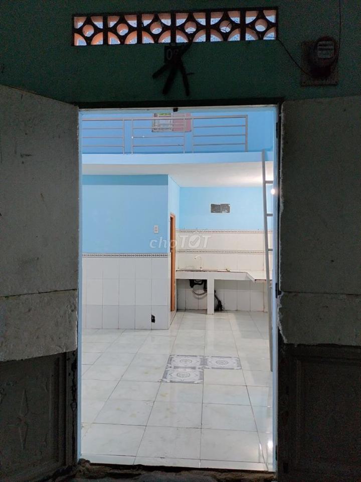 PHÒNG TRỌ CHO THUÊ GẦN NGÃ TƯ CÂY ME THOÁNG MÁT SẠCH SẼ