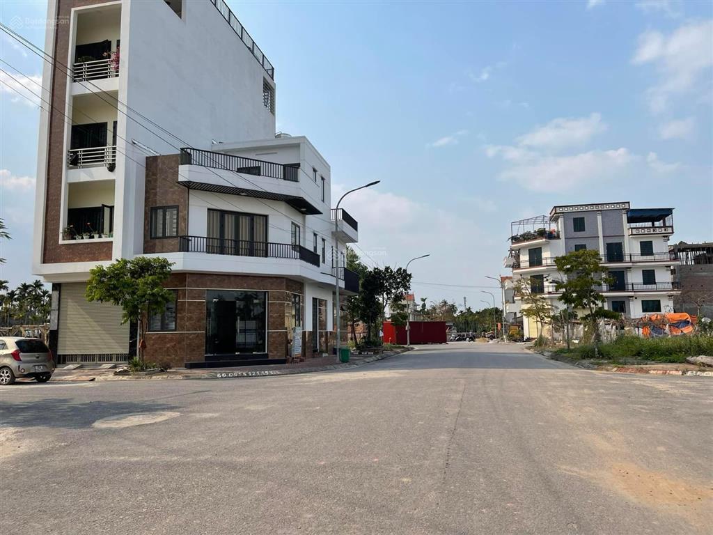 Chính chủ gửi bán lô đất tđc bắc sông cấm khu a 60m2 giá 3,5 tỷ