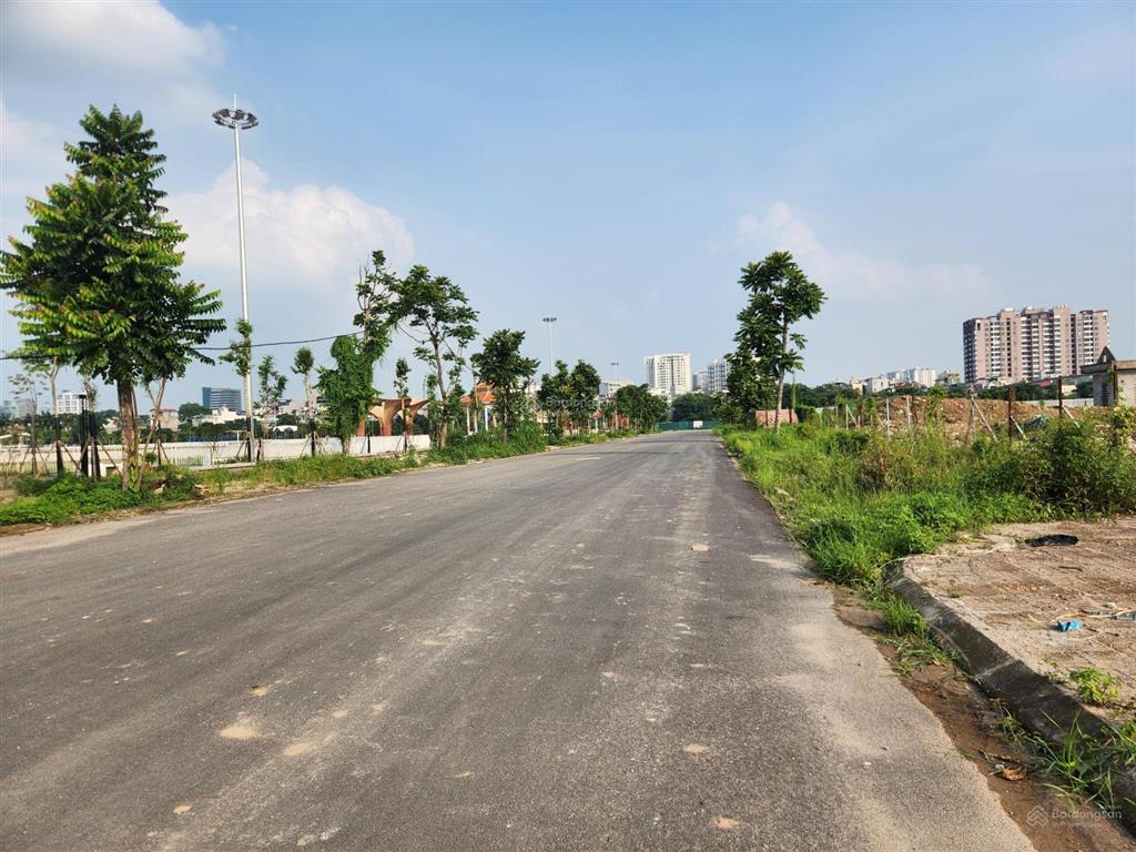 Tôi bán 99m2 đất tđc ngọc thụy đườn 25m, vỉa hè, view công viên, mt 5m, kdoanh đỉnh chỉ 29 tỷ có tl