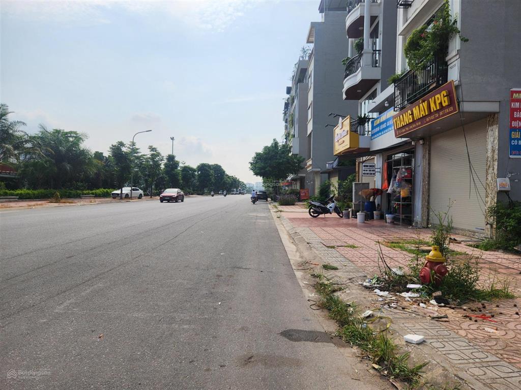 Tôi bán 99m2 đất tđc ngọc thụy đườn 25m, vỉa hè, view công viên, mt 5m, kdoanh đỉnh chỉ 29 tỷ có tl