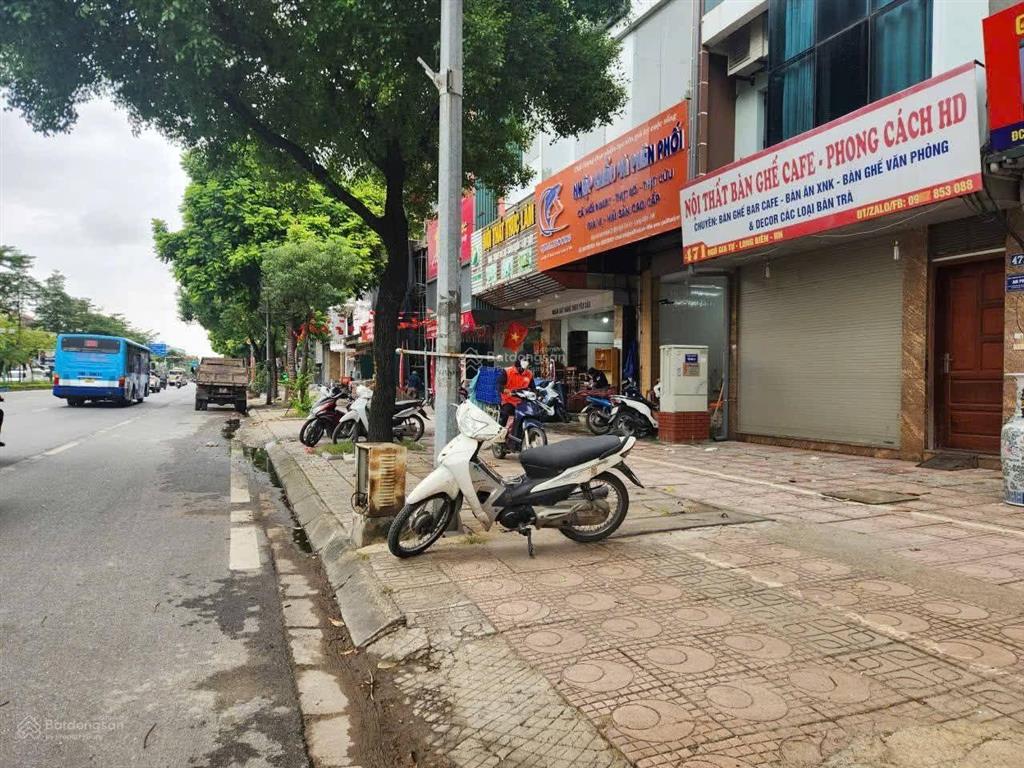 Tôi bán mp ngô gia tự, long biên, 105m2, mt 6m nở hậu 6,5m, vỉa hè to vị trí kd đỉnh, chỉ 31,x tỷ