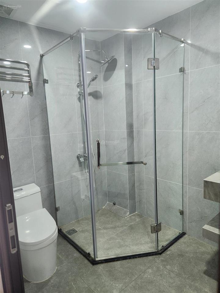 Tôi bán đất tđc ngọc thụy, lb lô góc dt 115m, mt 20m,đg17m view công viên, via hè to kdoanh 39,x tỷ