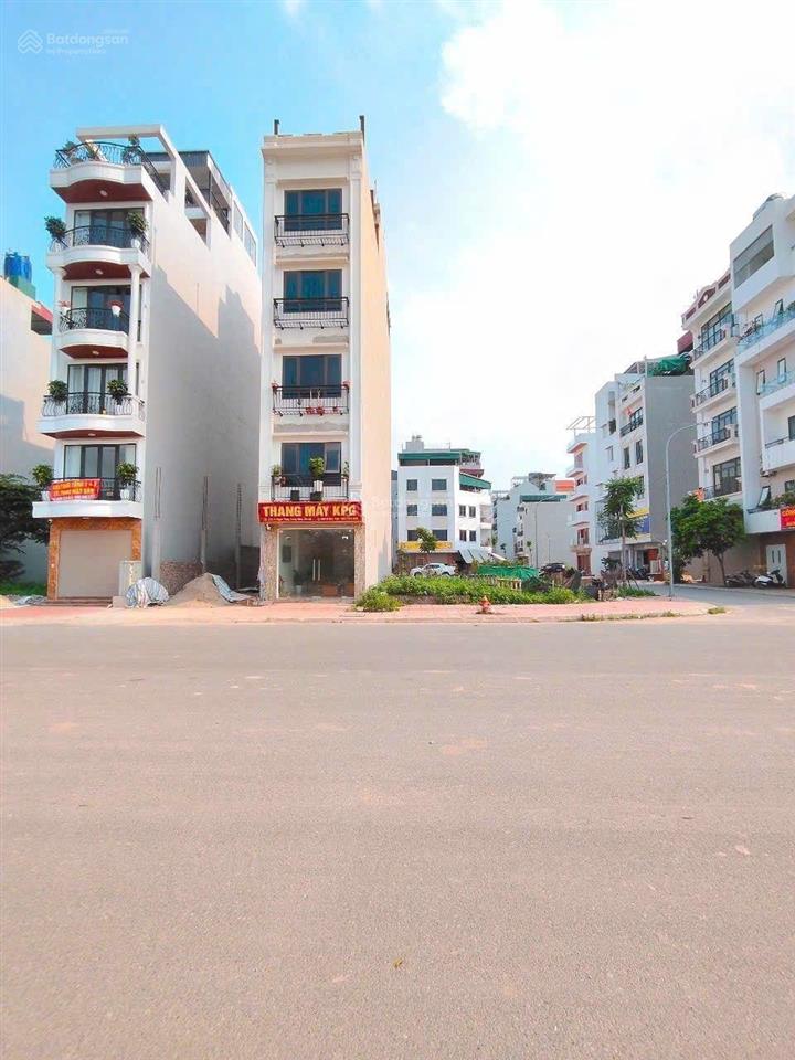 Tôi bán đất tđc ngọc thụy, lb lô góc dt 115m, mt 20m,đg17m view công viên, via hè to kdoanh 39,x tỷ