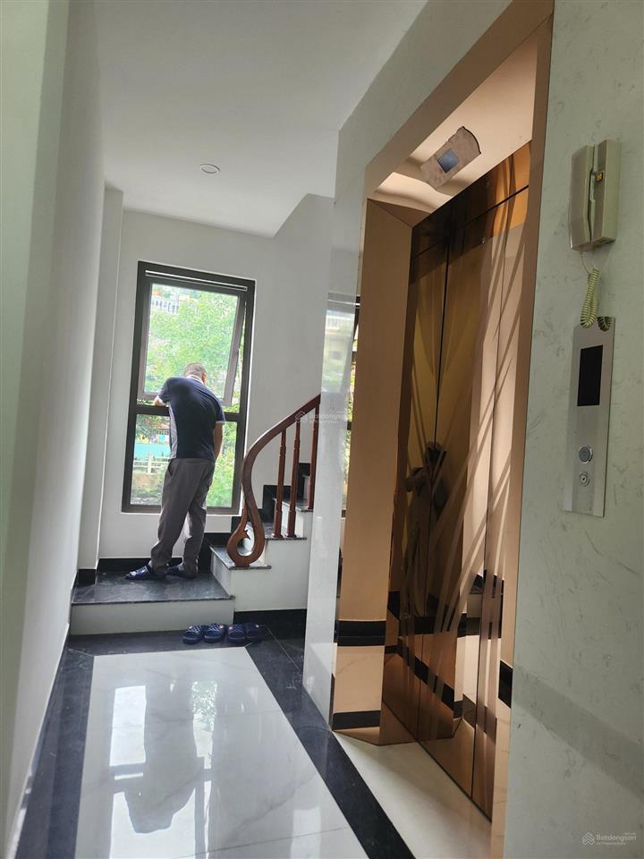 Tôi bán đất tđc ngọc thụy, lb lô góc dt 115m, mt 20m,đg17m view công viên, via hè to kdoanh 39,x tỷ