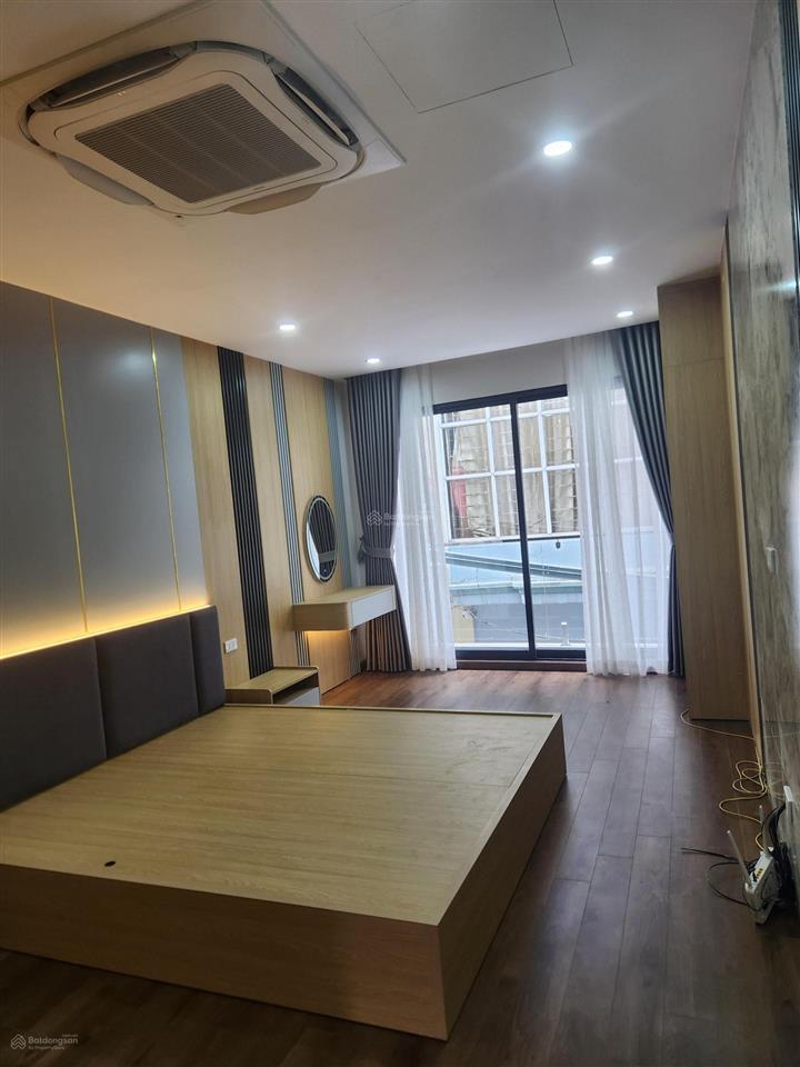 Tôi bán đất tđc ngọc thụy, lb lô góc dt 115m, mt 20m,đg17m view công viên, via hè to kdoanh 39,x tỷ