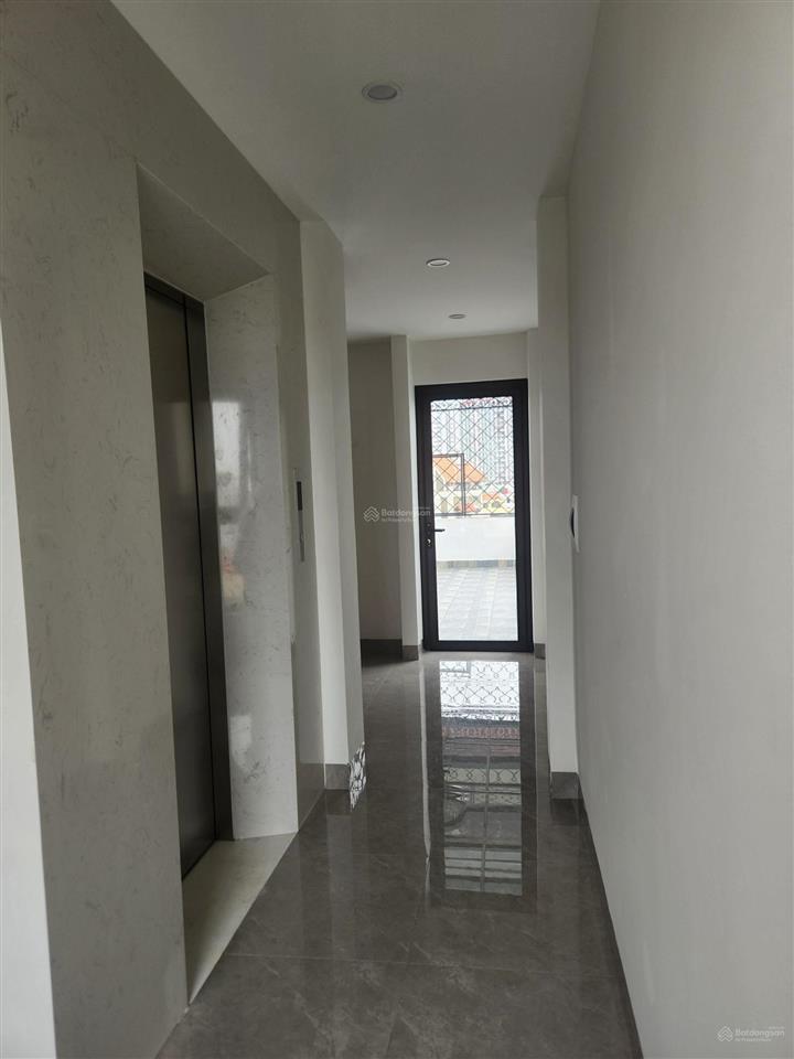 Tôi bán đất tđc ngọc thụy, lb lô góc dt 115m, mt 20m,đg17m view công viên, via hè to kdoanh 39,x tỷ