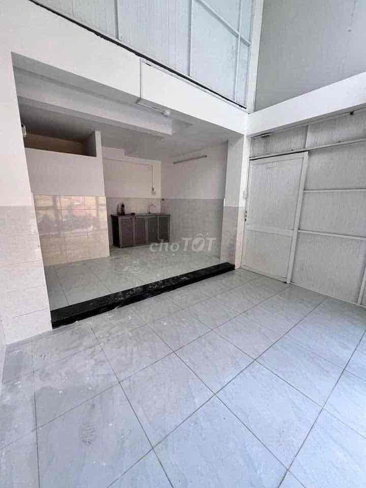 kiot 30m2 Nguyễn Sỹ Sách P15 Tân Bình Giá 5tr