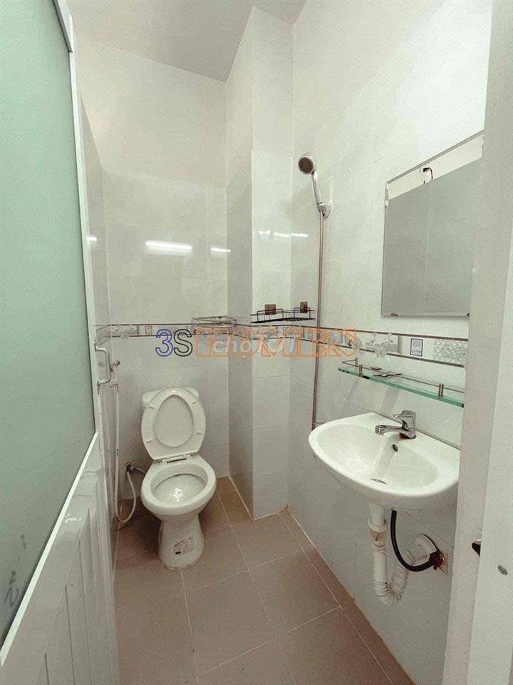 Giá 2tr700 Tân Bình