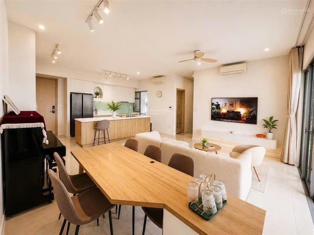 Cho thuê 3pn palm heights nội thất luxury view siêu mát  diện tích rộng 121m2