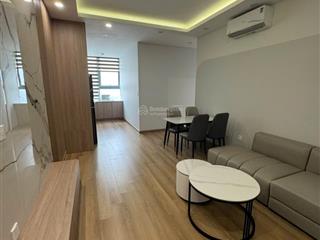 Chung cư tố hữu. dt72m2 lô góc, view hồ, full nội thất.