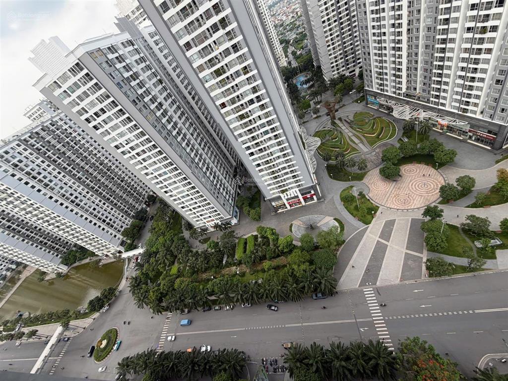 Chính chủ làm ăn có lộc gửi bán căn 4pn lô góc hướng đông nam, view thoáng, full nội thất