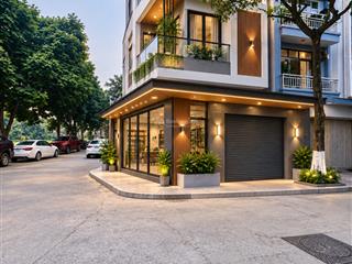 Bán căn biệt thự lô góc. diện tích thực tế 131m2 (sổ 113m2) dân cư ổn định, ở thích